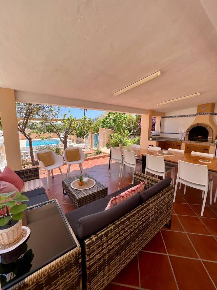 Relaxdiversion En Villa Piscina Bbq Y Cocina Ext Calpe Luaran gambar